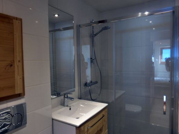 Chasseforet 6 bathroom 