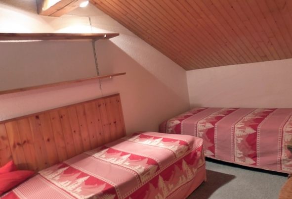 Croix Du Verdon B4 bedroom