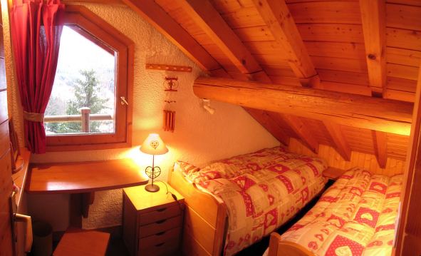 Chalet Fugue bedroom 2