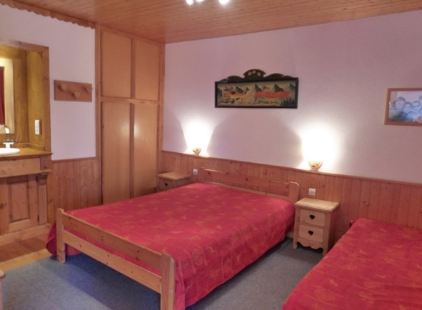 Foret25 bedroom