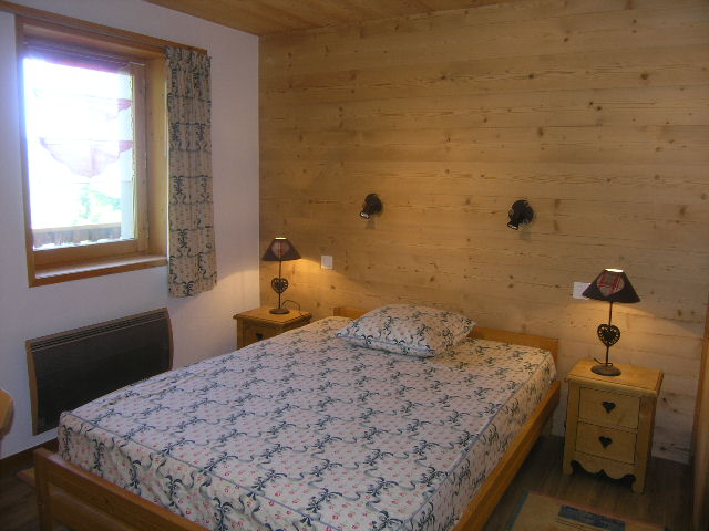 Vallon 001 bedroom 2