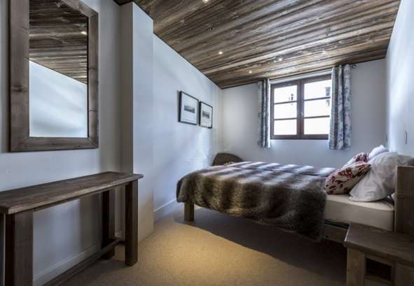 Coeur De Val bedroom