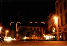 ����� (Morlaix). ��������� ���������� ���� ���� � �������, �� ������ �����. �� �������� ������ �� ������ ����� ��������, �� � ������� ������ ���.